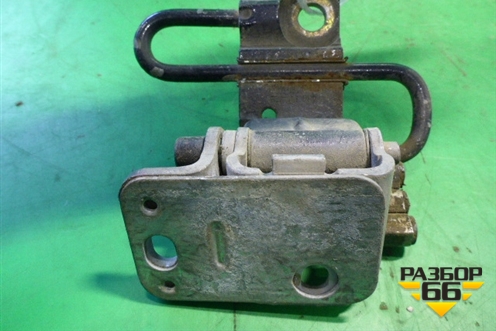 Петля двери передней правой нижняя (4B0831412A) для Audi A6 (C5) с 1997-2005г
