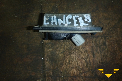 Фонарь подсветки номера для Mitsubishi Lancer-9  с 2003-2008г