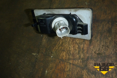 Фонарь подсветки номера для Mitsubishi Lancer-9  с 2003-2008г