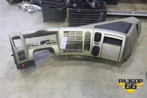 Торпедо  (левая часть) для Renault  TRUCK Premium 2 с 2005-2013г