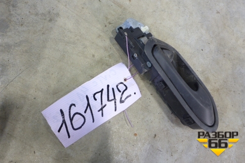 Ручка внутренняя двери передней правой для Honda Civic 4D с 2006-2012г