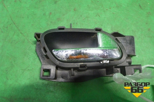 Ручка внутренняя двери передней правой для Peugeot 407 с 2004г
