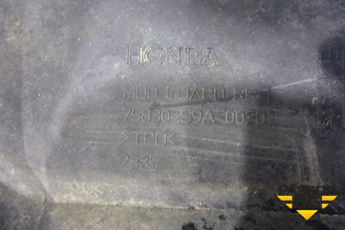 Брызговик задний левый (75830S9A0030) для Honda CR-V(RD4) с 2002-2006г