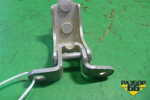 Петля двери задней правой нижняя для Honda CR-V(RD4) с 2002-2006г