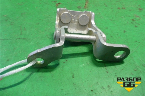 Петля двери передней правой верхняя для Honda CR-V(RD4) с 2002-2006г