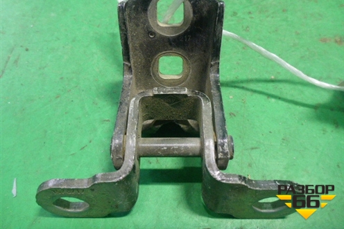 Петля двери задней правой верхняя для Renault Megane 2 с 2002-2009г
