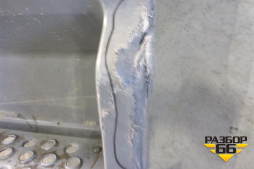 Корпус подножки правой (верхний) (A9436663901) для Mercedes Benz  TRUCK Actros MP2 с 2002-2008г