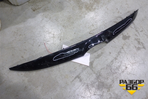 Накладка на решетку радиатора (верхняя) (KD4950711) для Mazda CX 5 с 2012-2016г
