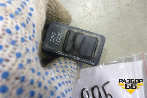 Переключатель (DIFF LOCK) (3507895С1) для International  9800i