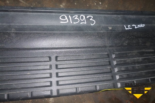 Накладка заднего бампера (до 2012г) (5216260040) для Toyota Land Cruiser (200) с 2008г