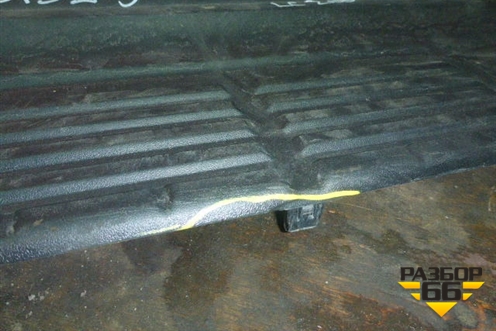 Накладка заднего бампера (до 2012г) (5216260040) для Toyota Land Cruiser (200) с 2008г