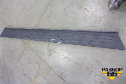 Накладка подножки левой (7656A057) для Mitsubishi Pajero/Montero с 2007г