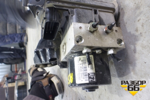 Блок ABS (13384102) для Opel Astra J с 2009г