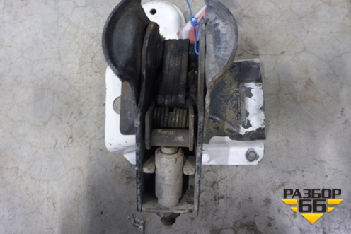 Замок кабины гидравлический (левый) для Volvo TRUCK FH с 2008-2013г (ФШ)