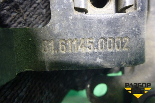 Петля капота правая  (ответная часть) (81611450002) для MAN  TGA 4-Series  с 2000-2008г