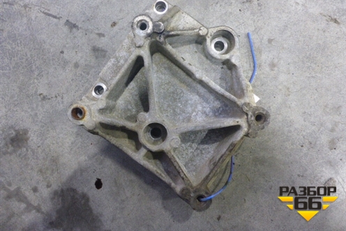 Кронштейн компрессора кондиционера (1.6л.PSA) для Peugeot 307 с 2001-2007г