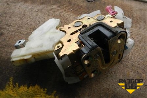 Замок двери передней правой для Subaru Impreza (GG-GD) с 2000-2007г