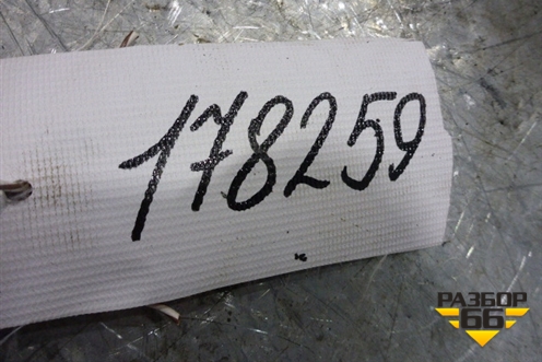 Накладка на торпедо  (Левая боковая) (A9406802706) для Mercedes Benz  TRUCK Axor 2 с 2004г