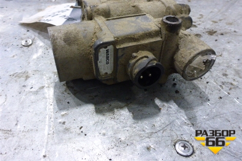 Кран ABS (0044296544) для Mercedes Benz  TRUCK Axor 2 с 2004г