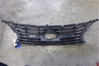 Решетка радиатора (после 2012г) (5310148401) для Lexus RX 300 c 2009-2015г