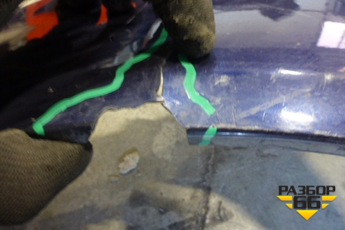 Крыло переднее правое (8200020569D) для Renault Scenic с 2003-2009г