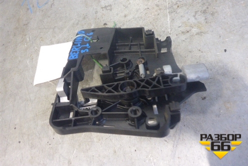 Ручка внутренняя двери сдвижной левой для Citroen Berlingo с 2008г