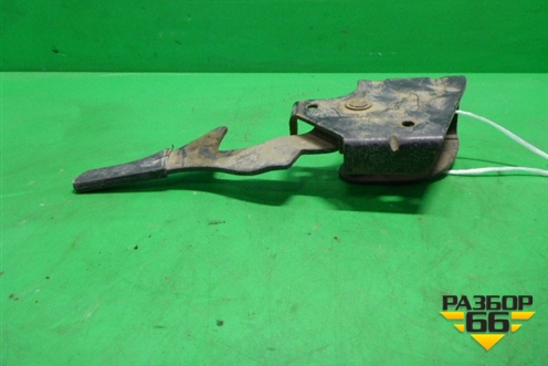 Фиксатор замка кабины (642505H003) для Hyundai HD 35-78 с 2003г