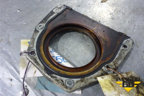 Крышка двигателя задняя (1.4л 80л.с FXJA) для Ford Fiesta с 2001-2008г