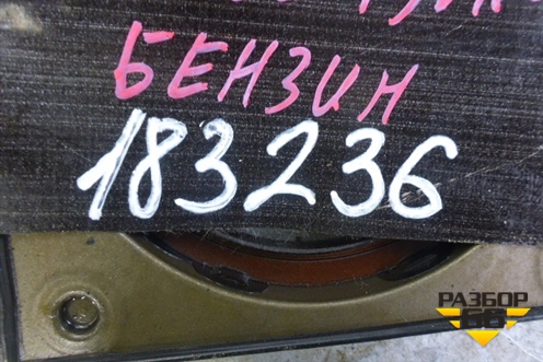 Крышка коленвала задняя (2.0л.150л.с.BVY) для Volkswagen Passat (B6) с 2005-2010г
