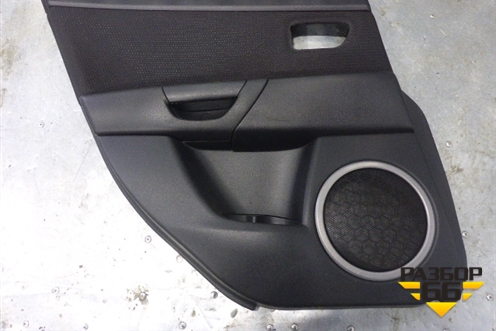 Обшивка двери задней левой под электрику для Mazda Mazda 3 (BK) с 2003-2009г 