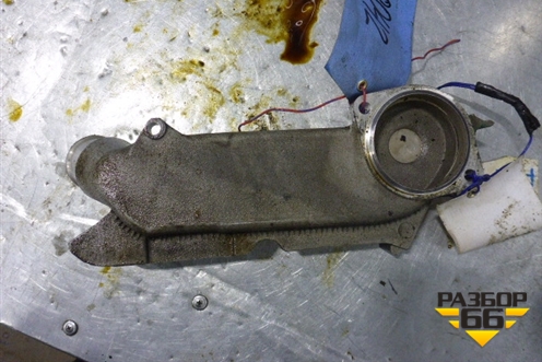 Корпус термостата (4.2л 8V AXQ) для Volkswagen Touareg c 2002-2010г