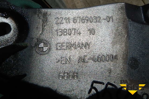 Кронштейн двигателя левый 22116769032 для BMW 6-серия Е64 с 2004-2009г
