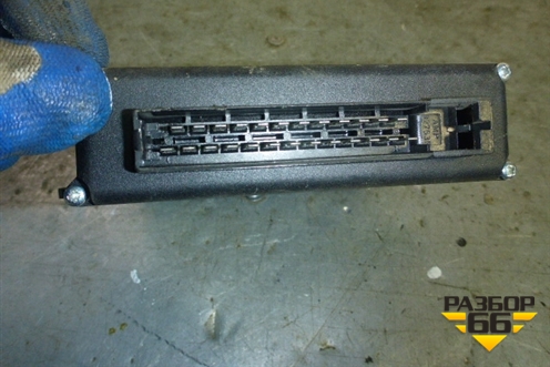 Блок управления рулевой колонкой (4D0909611) для Audi A8 с 1998-2003г