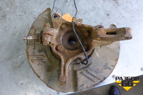Кулак поворотный передний левый(3.0л.АКПП 4WD EZ30) для Subaru Legacy Outback (BP9) с 2003-2009г