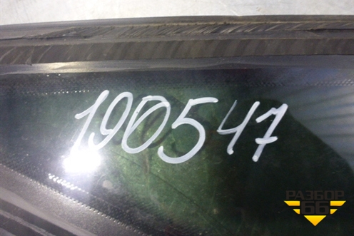 Стекло глухое правое для Audi A8 с 2002-2010г