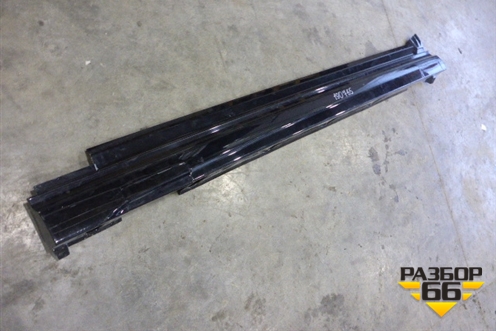 Накладка на порог наружная левая (после 2009г новая) (BH4M200B09A) для Land Rover Range Rover 3 с 2002-2012г