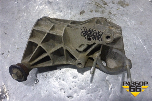 Кронштейн компрессора кондиционера (96352984) для Chevrolet Lacetti с 2003г