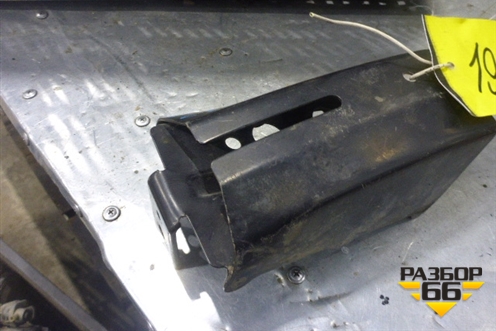 Кронштейн усилителя переднего бампера правый для Subaru Legacy Outback (BP9) с 2003-2009г