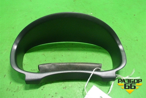 Накладка на щиток приборов (5J1857053A) для Skoda Fabia с 2007-2014г