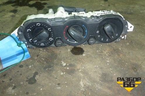 Модуль управления отопителем (с кондиционером) для Ford Focus 2 с 2008-2011г