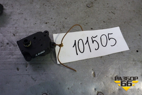 Моторчик заслонки отопителя (3M5H19E616AB) для Ford Focus 2 с 2008-2011г