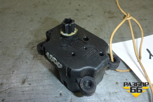 Моторчик заслонки отопителя (3M5H19E616AB) для Ford Focus 2 с 2008-2011г