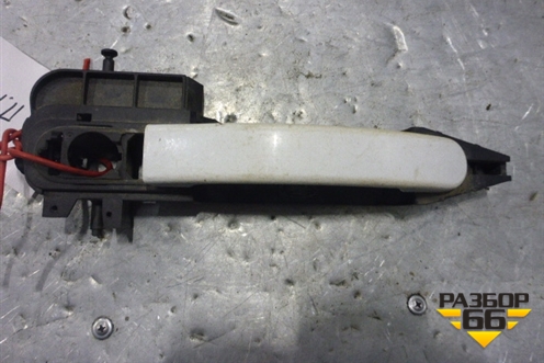 Ручка наружная двери передней правой для Ford Fiesta с 2001-2008г