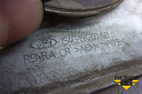 Крышка коленвала задняя (1S4G6K301AB) для Ford Fiesta с 2001-2008г