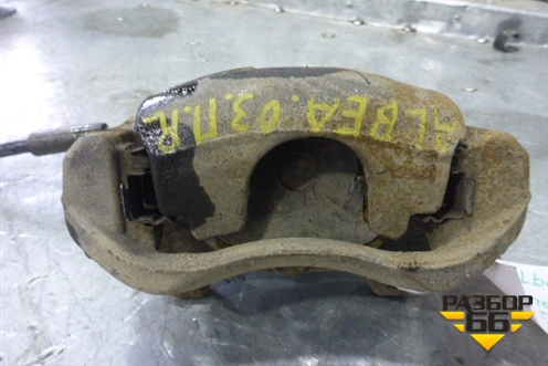 Суппорт передний правый (735289776) для Fiat Albea с 2003г