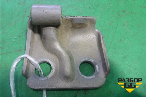 Петля двери передней правой верхняя (46816524) для Fiat Albea с 2003г