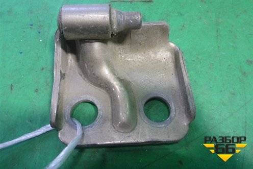 Петля двери задней правой нижняя (46816374) для Fiat Albea с 2003г