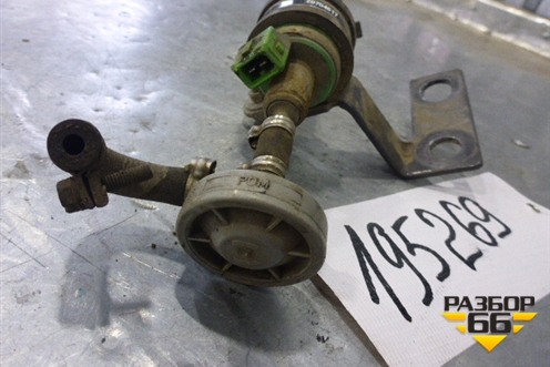 Насос топливный электрический (на WEBASTO) (20754617) для Volvo TRUCK FH с 2002-2008г (ФШ)