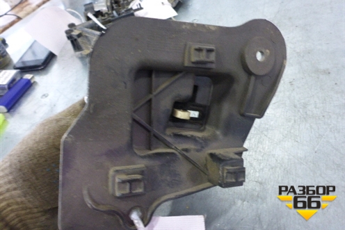Ручка внутренняя двери задней левой для Opel Meriva с 2003-2010г