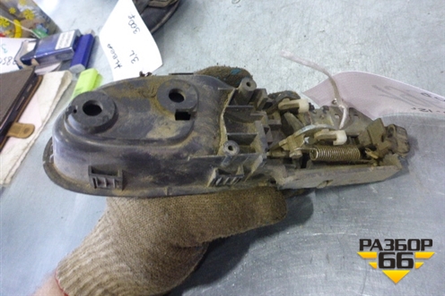 Ручка внутренняя двери передней правой для Honda Civic 4D с 2006-2012г